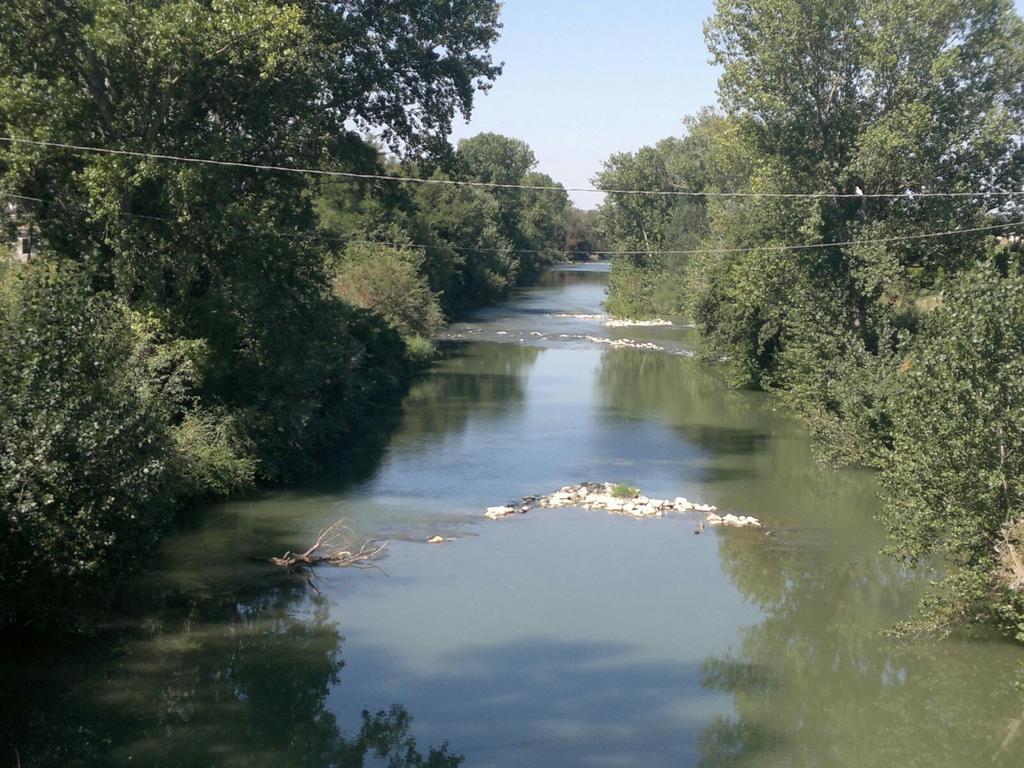 River Melody Bettona Kültér fotó